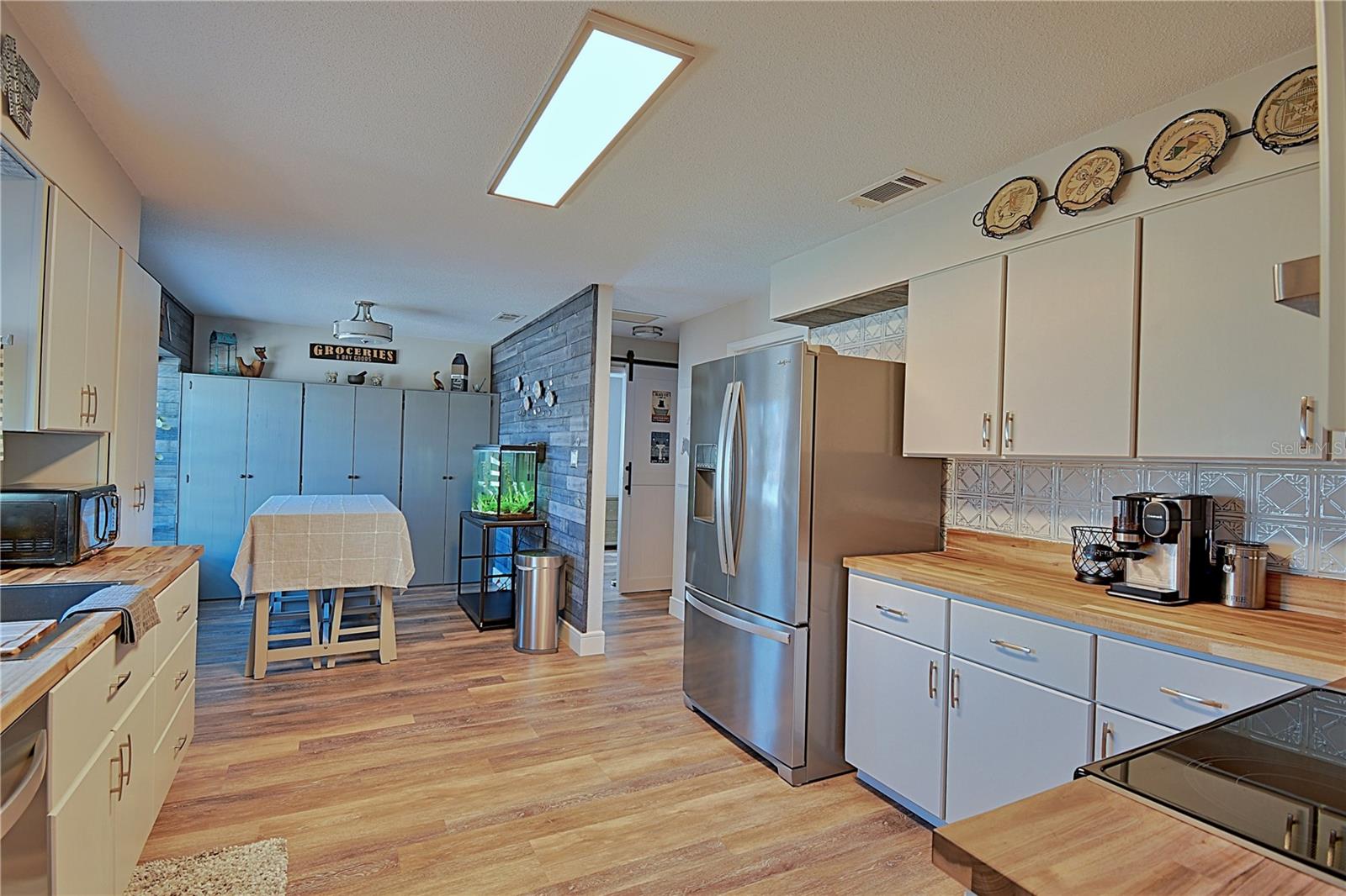 Image 10 of 39 For 1228 Mardrake Road