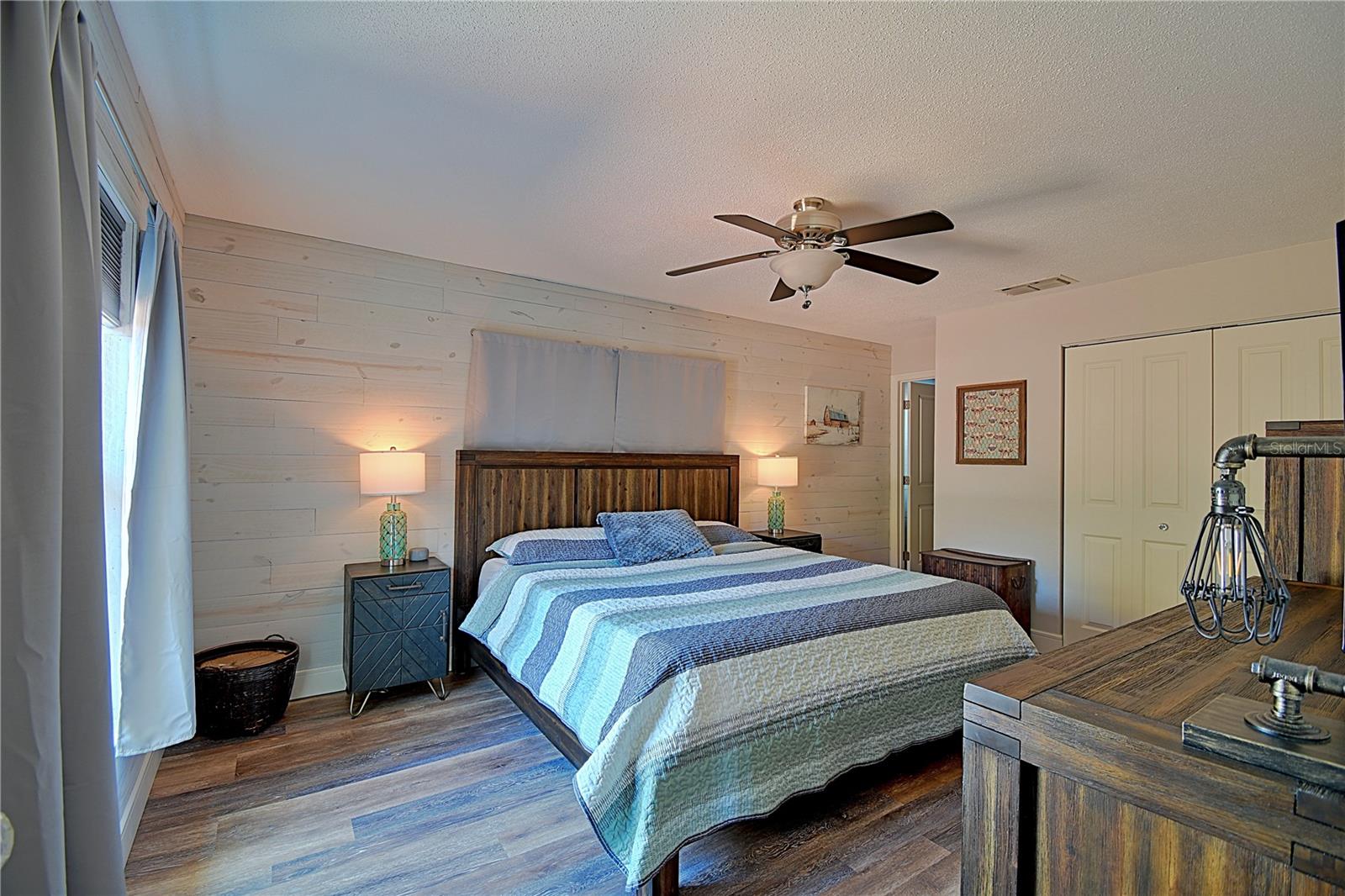 Image 15 of 39 For 1228 Mardrake Road