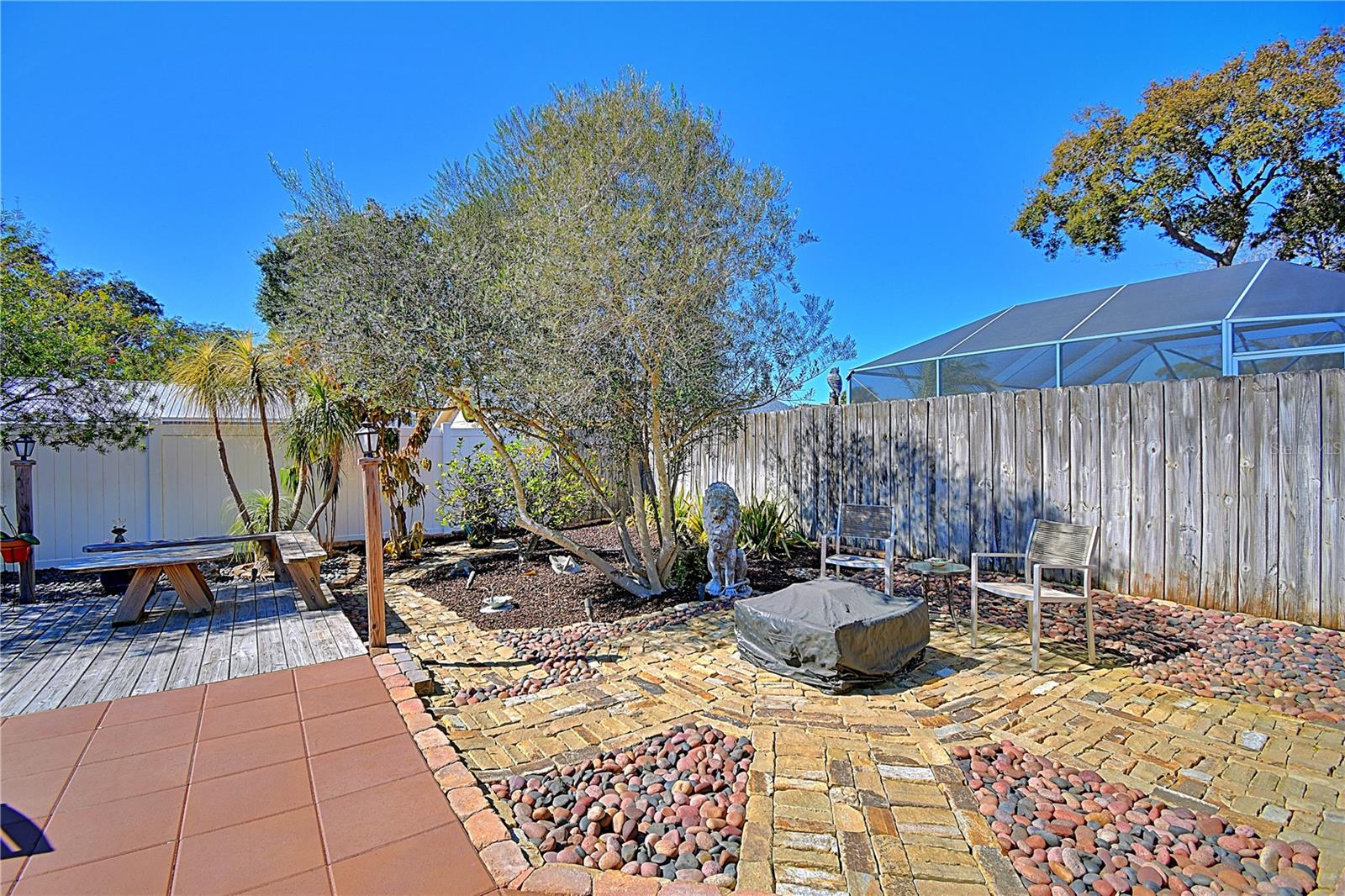 Image 31 of 39 For 1228 Mardrake Road