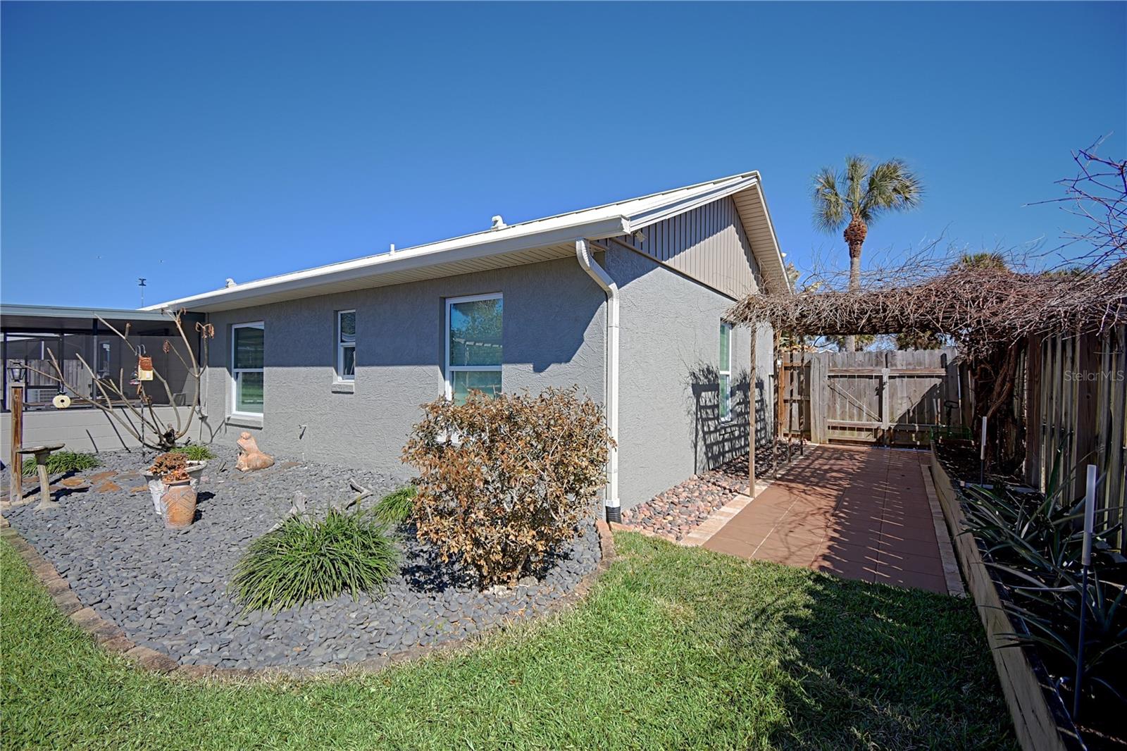 Image 37 of 39 For 1228 Mardrake Road