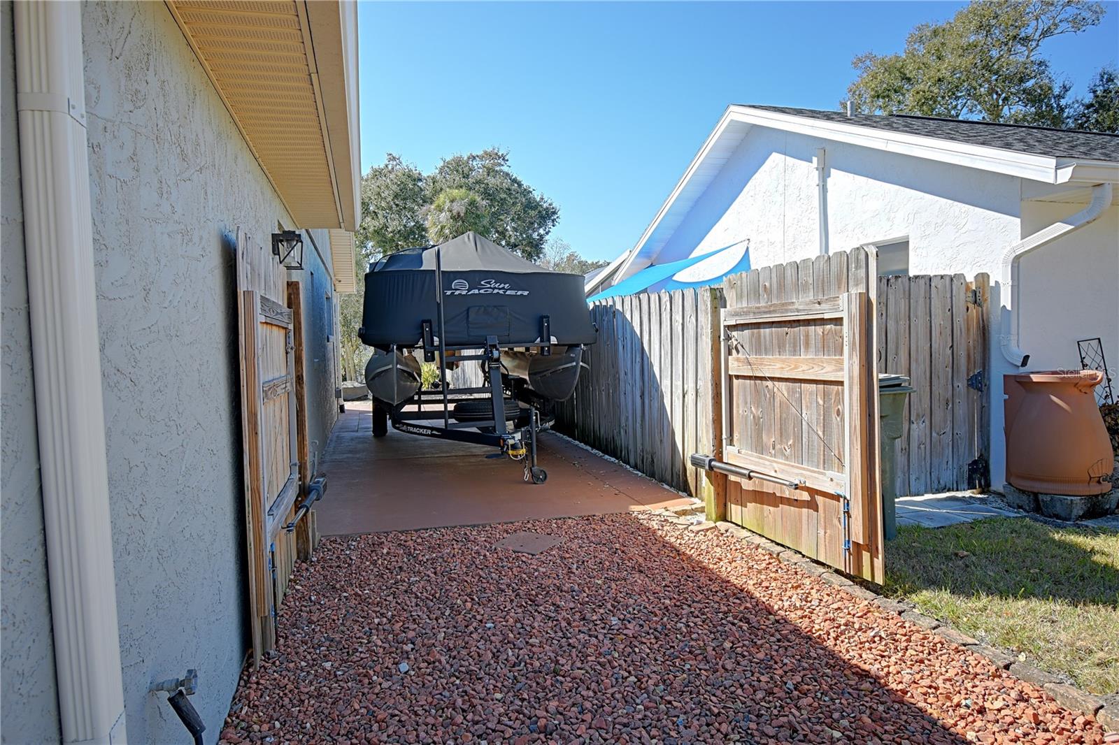 Image 8 of 39 For 1228 Mardrake Road