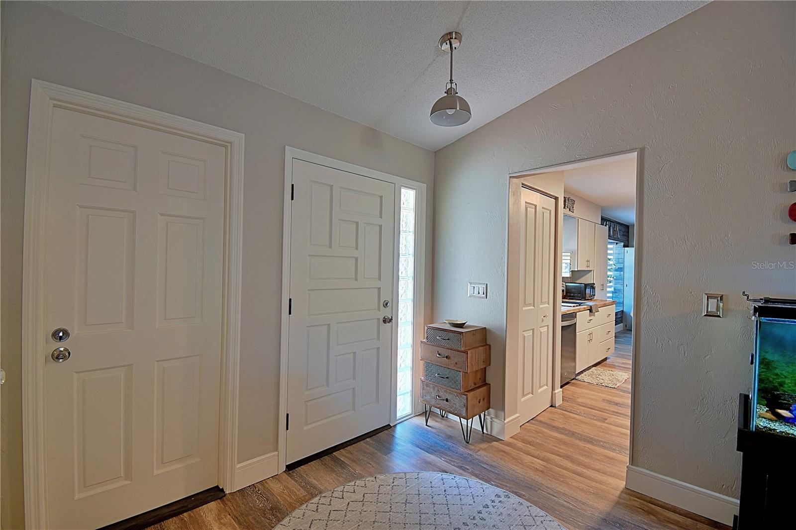 Image 9 of 39 For 1228 Mardrake Road