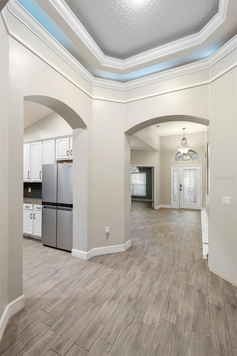 Image 15 of 42 For 322 Secretariat Court