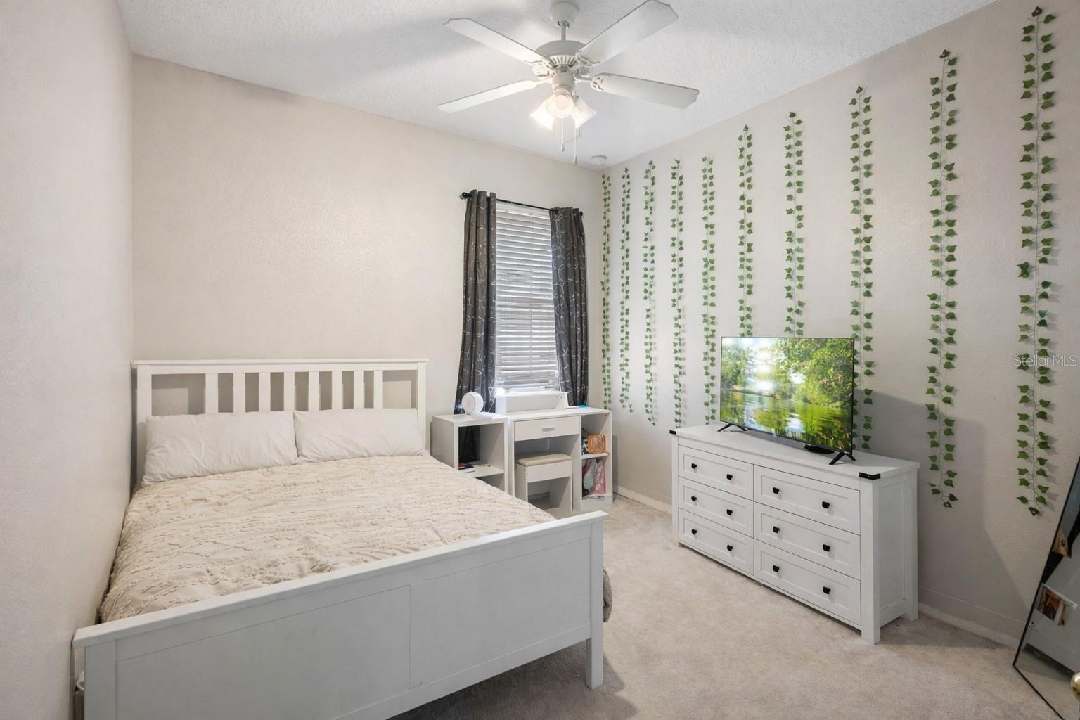 Image 26 of 42 For 322 Secretariat Court