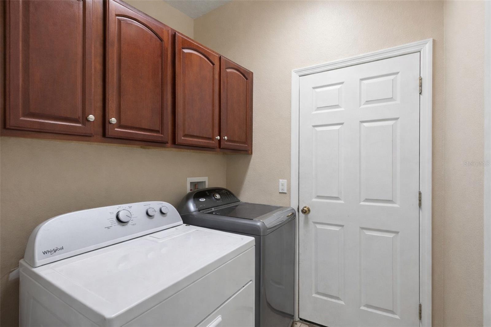 Image 29 of 42 For 322 Secretariat Court