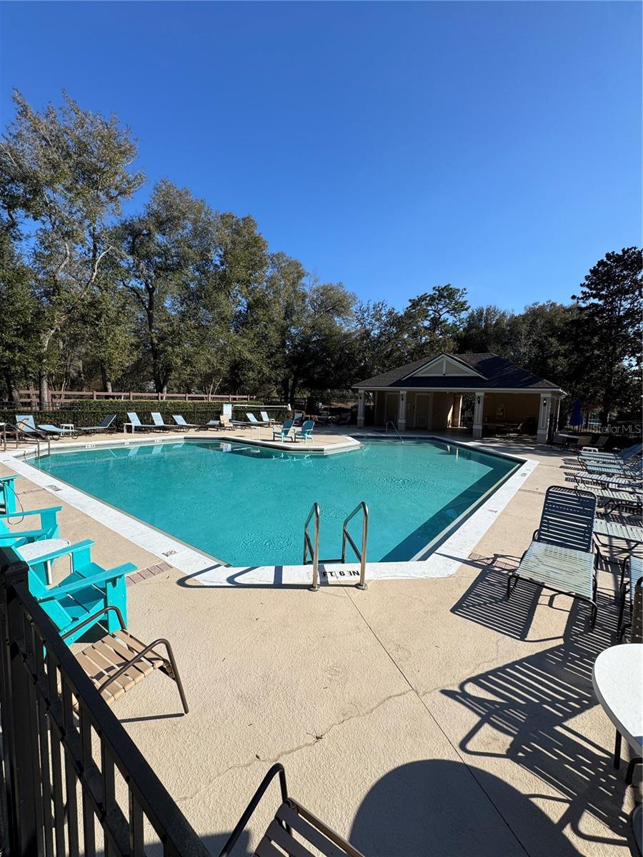 Image 36 of 42 For 322 Secretariat Court