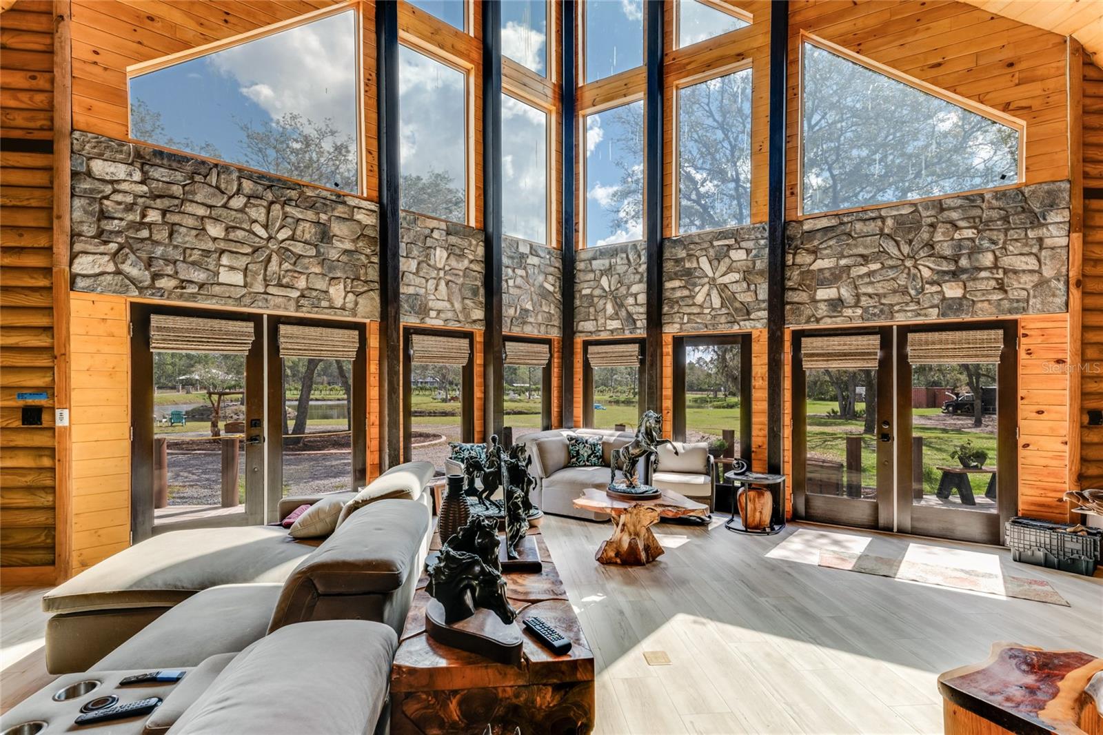 Image 20 of 38 For 1100 Tallacoe Trail