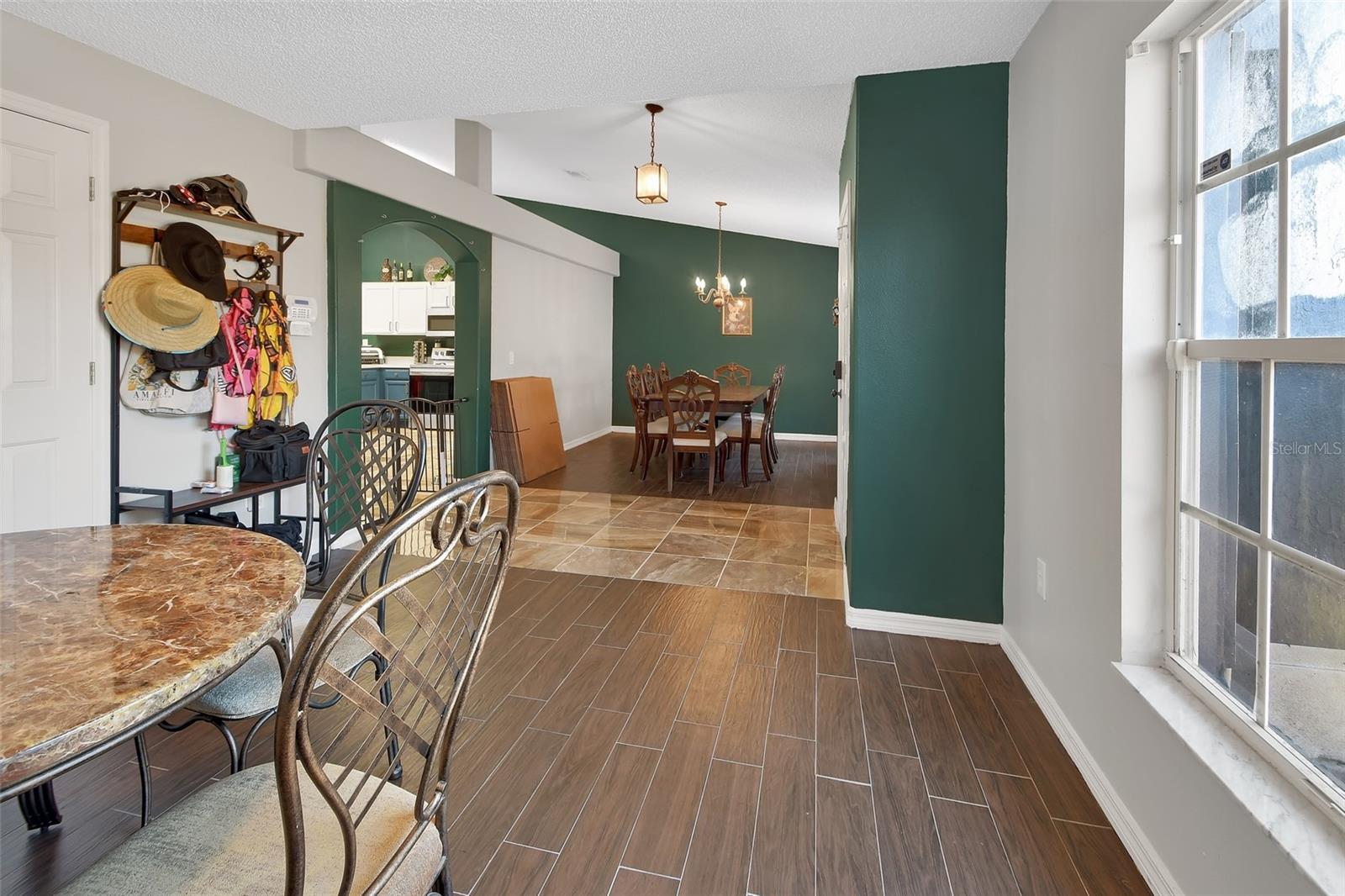 Image 2 of 36 For 828 White Birch Court