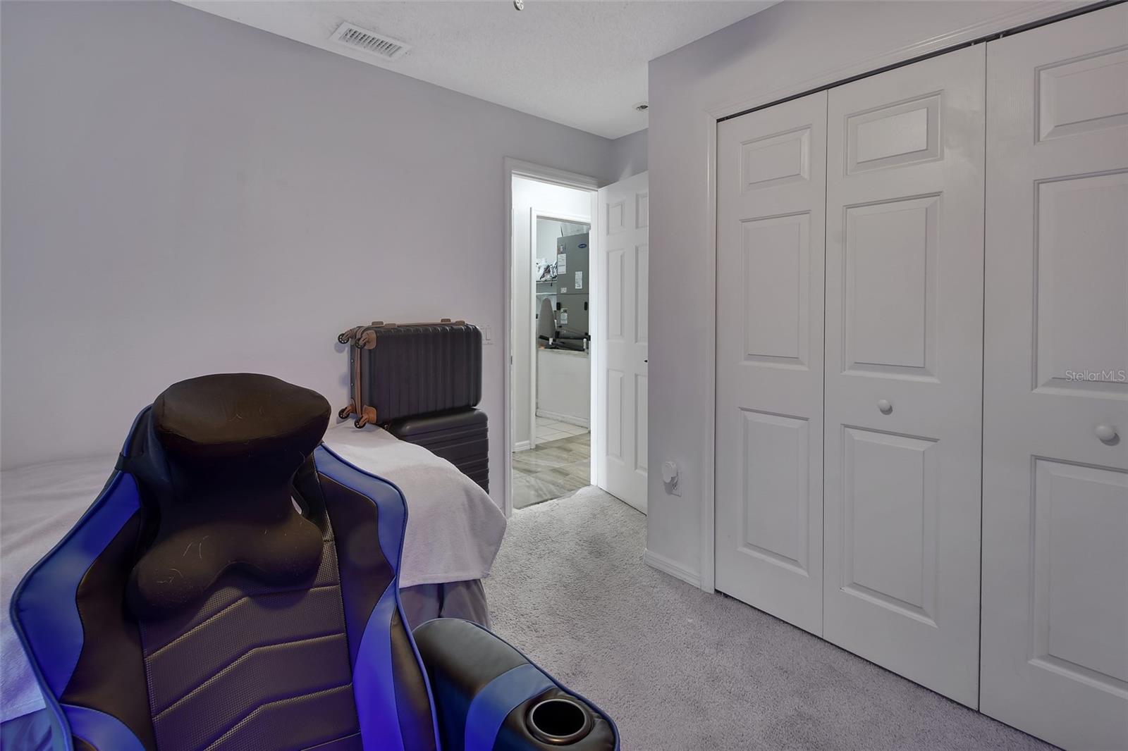 Image 20 of 36 For 828 White Birch Court