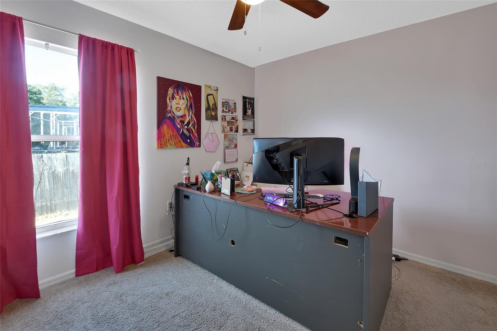 Image 21 of 36 For 828 White Birch Court