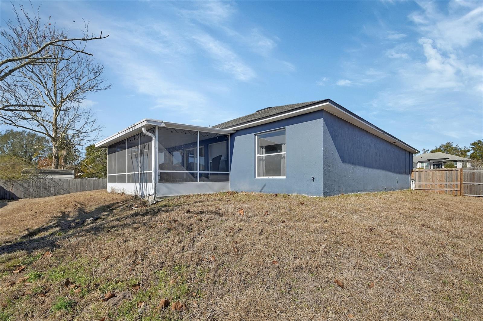 Image 27 of 36 For 828 White Birch Court