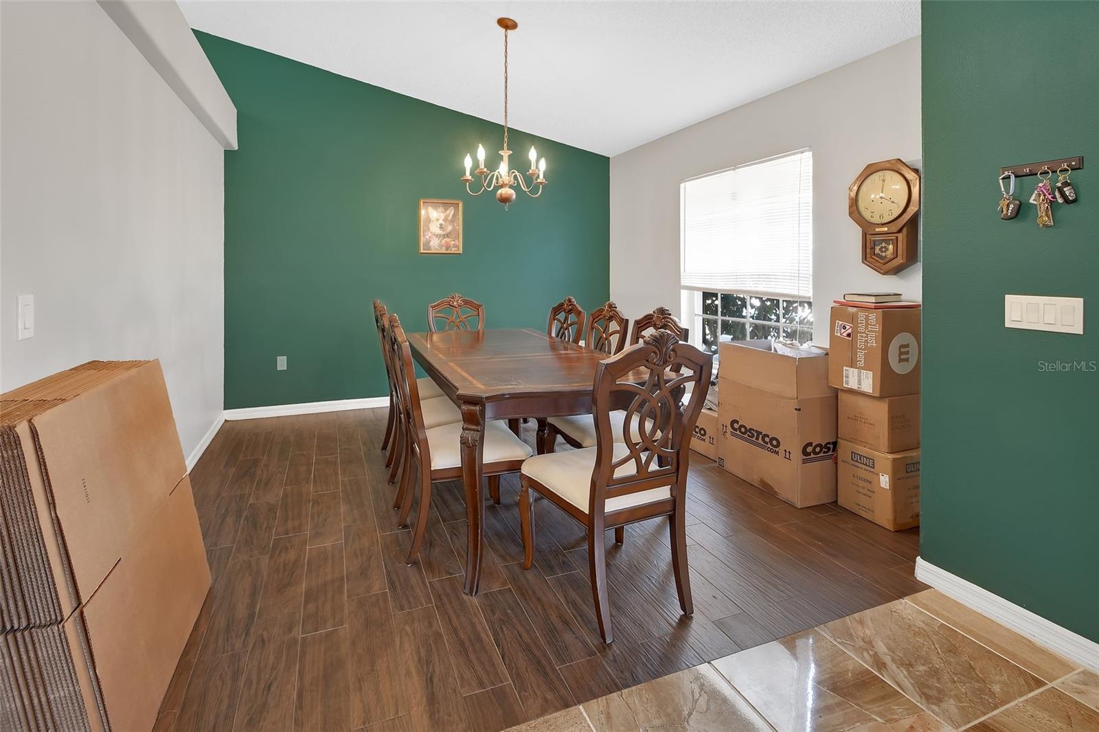 Image 4 of 36 For 828 White Birch Court