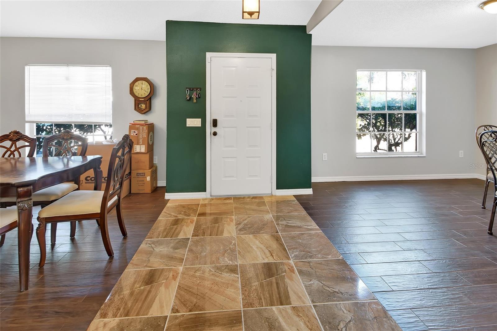 Image 6 of 36 For 828 White Birch Court