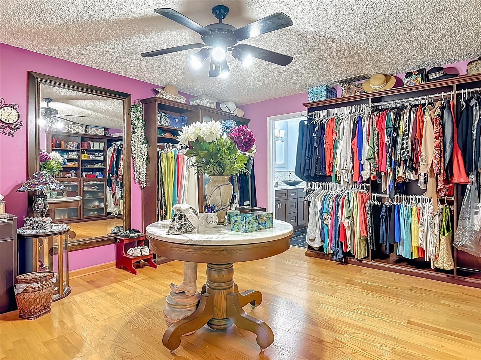 Listing photo id 19 for 1415 Stone Trail