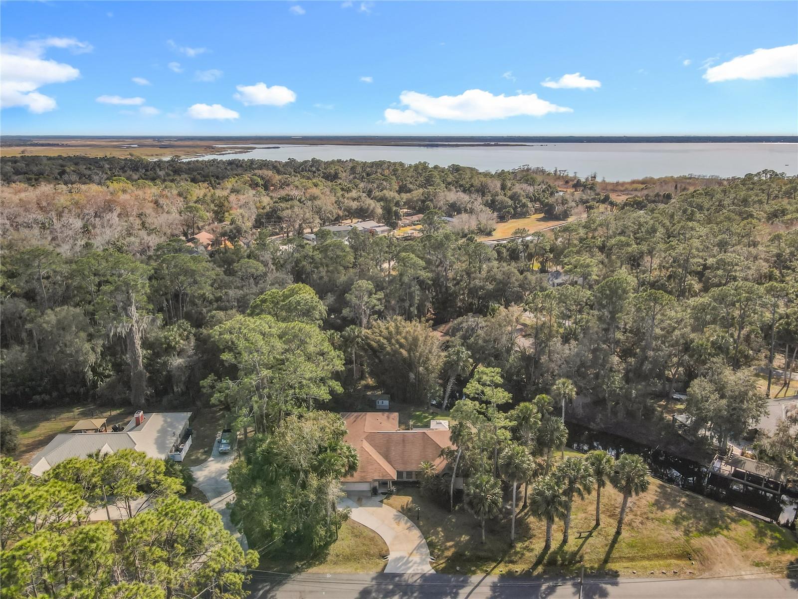 Listing photo id 1 for 1415 Stone Trail