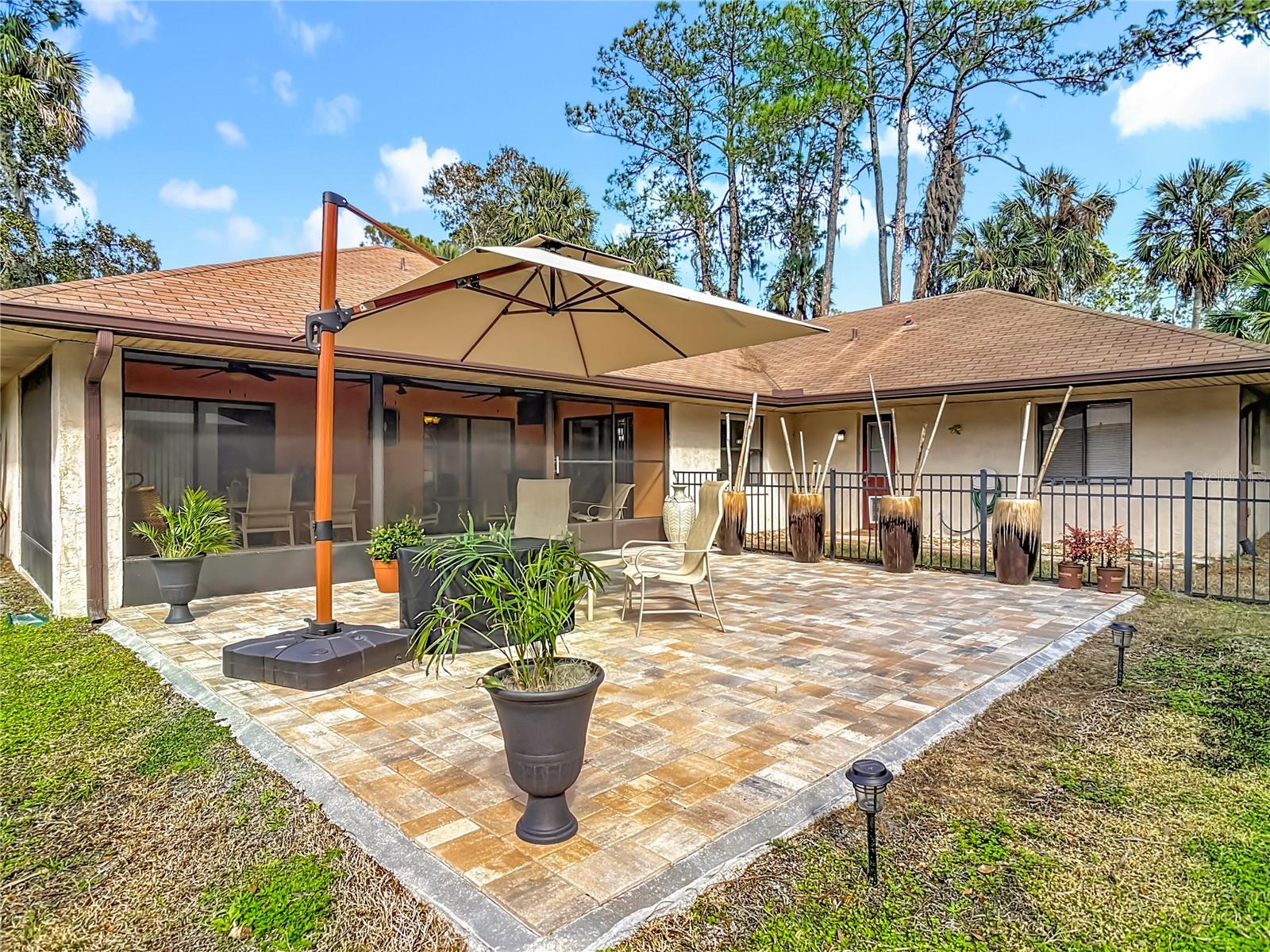 Listing photo id 34 for 1415 Stone Trail