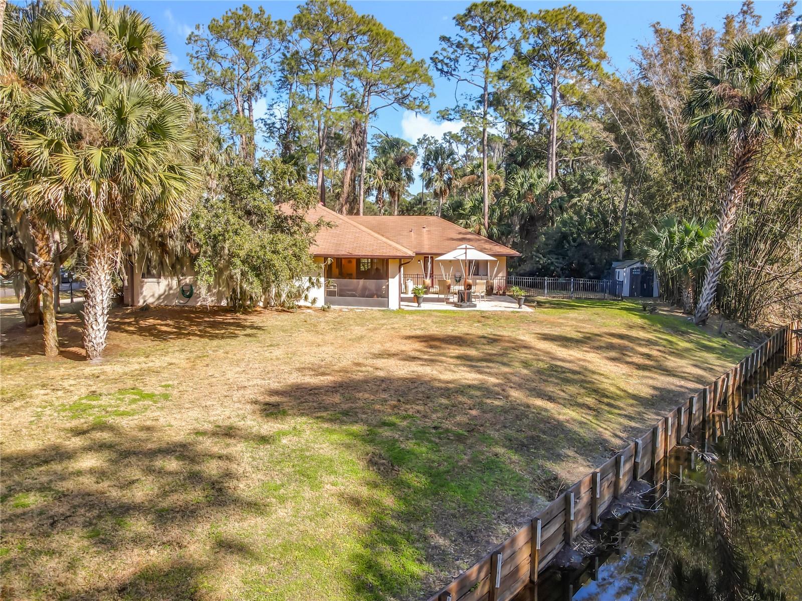 Listing photo id 2 for 1415 Stone Trail