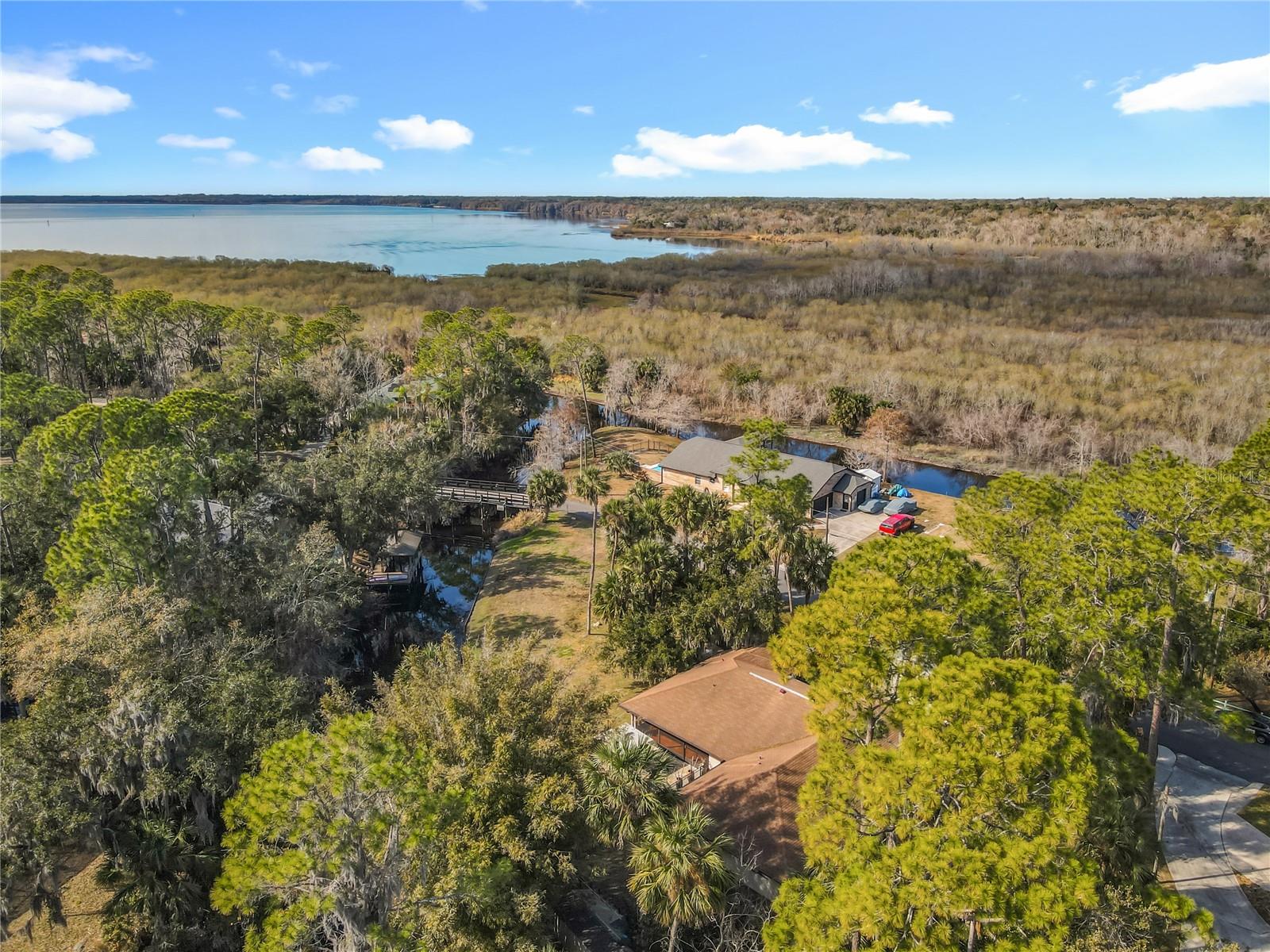 Listing photo id 48 for 1415 Stone Trail