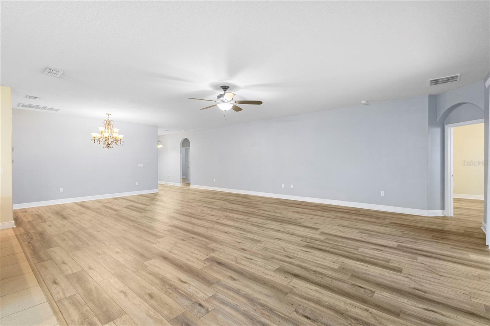 Image 12 of 31 For 1423 Alexington Avenue