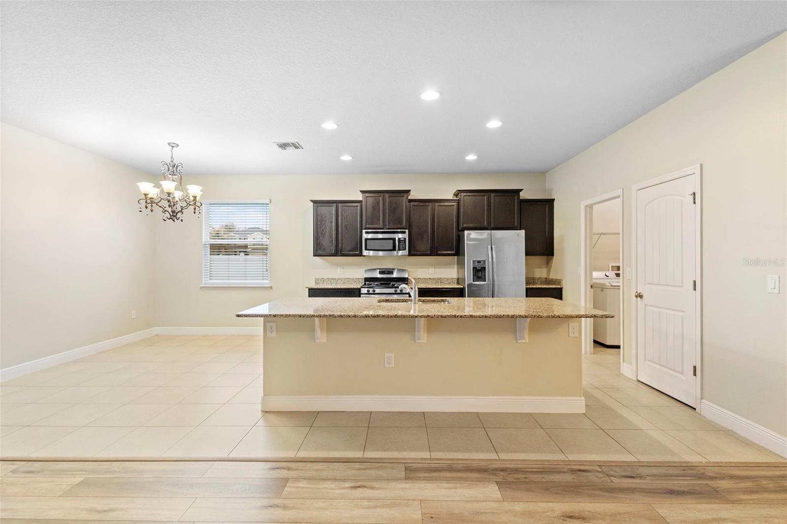 Image 14 of 31 For 1423 Alexington Avenue