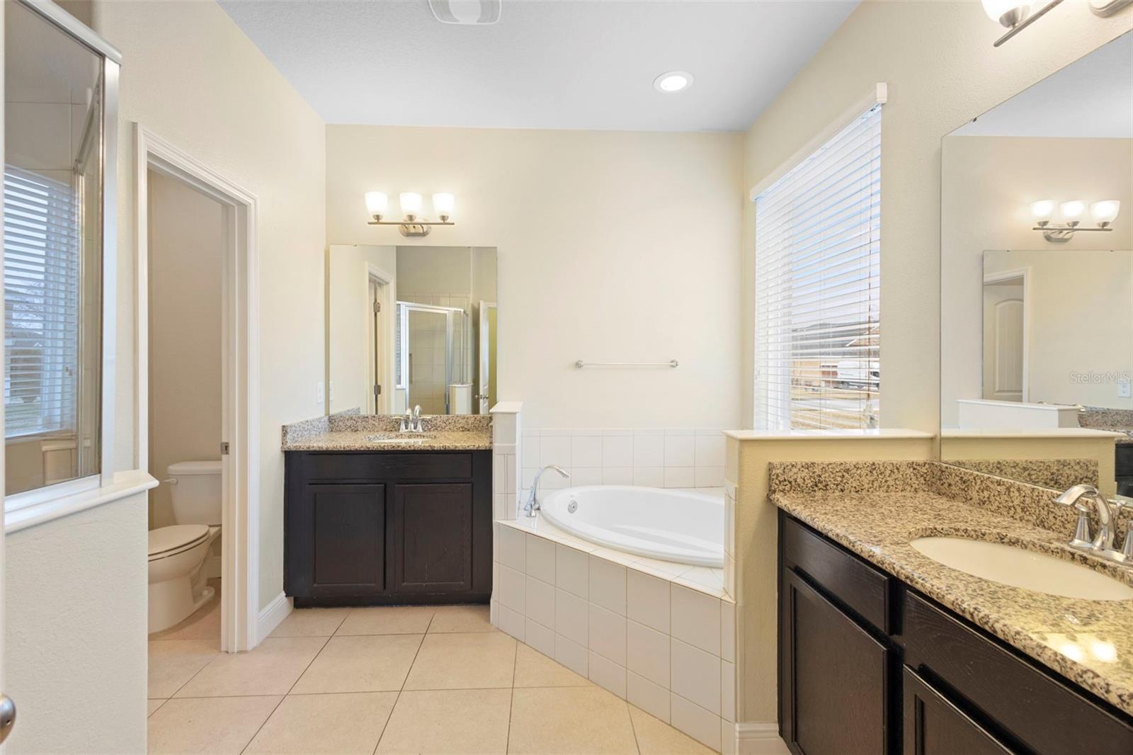 Image 21 of 31 For 1423 Alexington Avenue