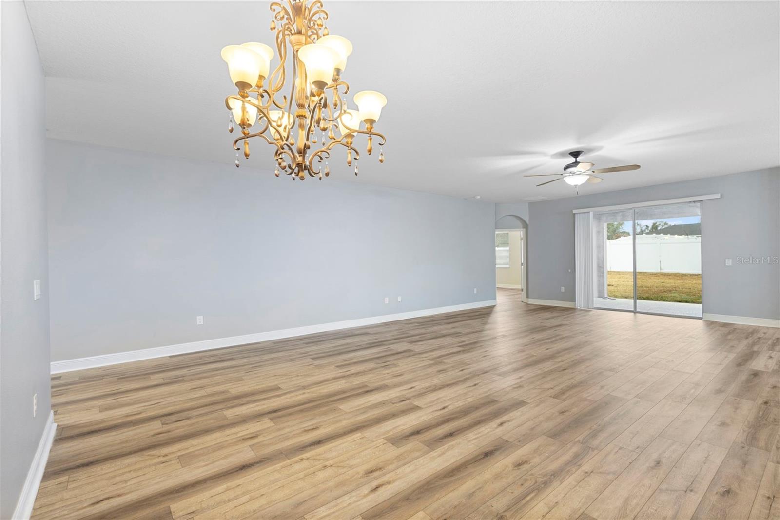 Image 7 of 31 For 1423 Alexington Avenue