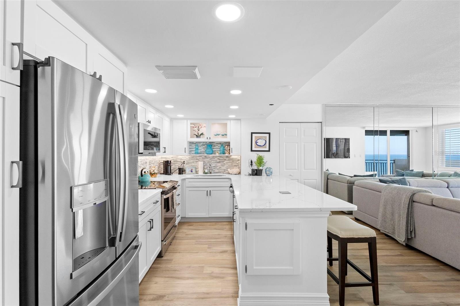 Image 3 of 36 For 2947 Atlantic Avenue 1505