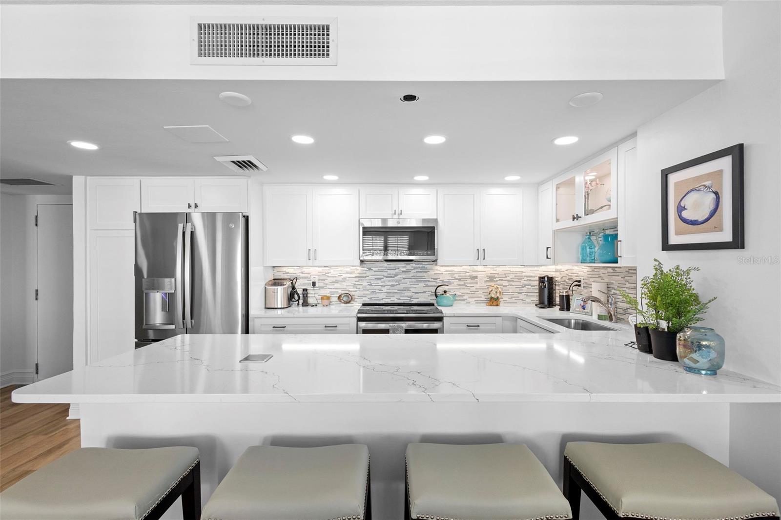 Image 4 of 36 For 2947 Atlantic Avenue 1505