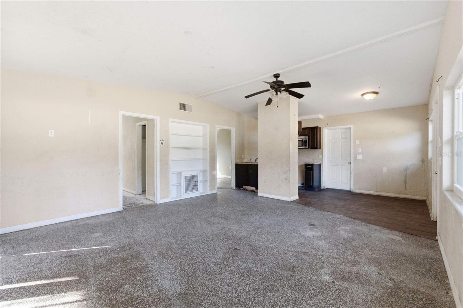 Image 12 of 39 For 762 Valencia Avenue