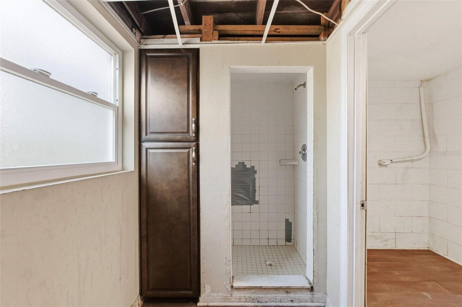 Image 30 of 39 For 762 Valencia Avenue