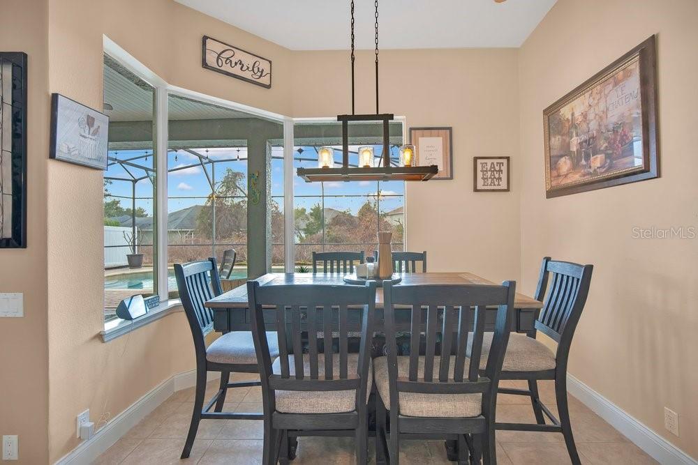 Image 14 of 40 For 353 Hammock Oak Circle