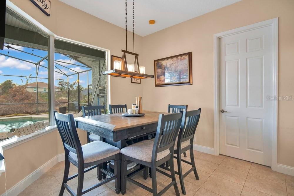 Image 15 of 40 For 353 Hammock Oak Circle