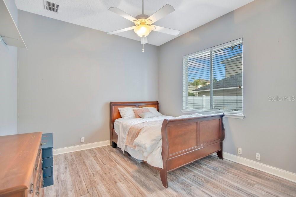 Image 23 of 40 For 353 Hammock Oak Circle