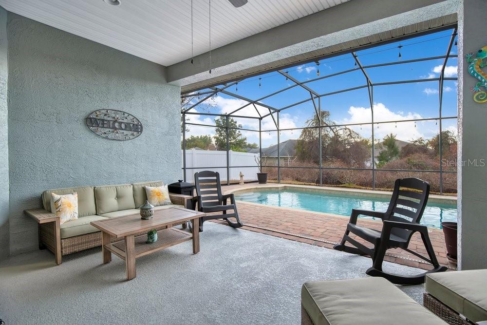 Image 26 of 40 For 353 Hammock Oak Circle