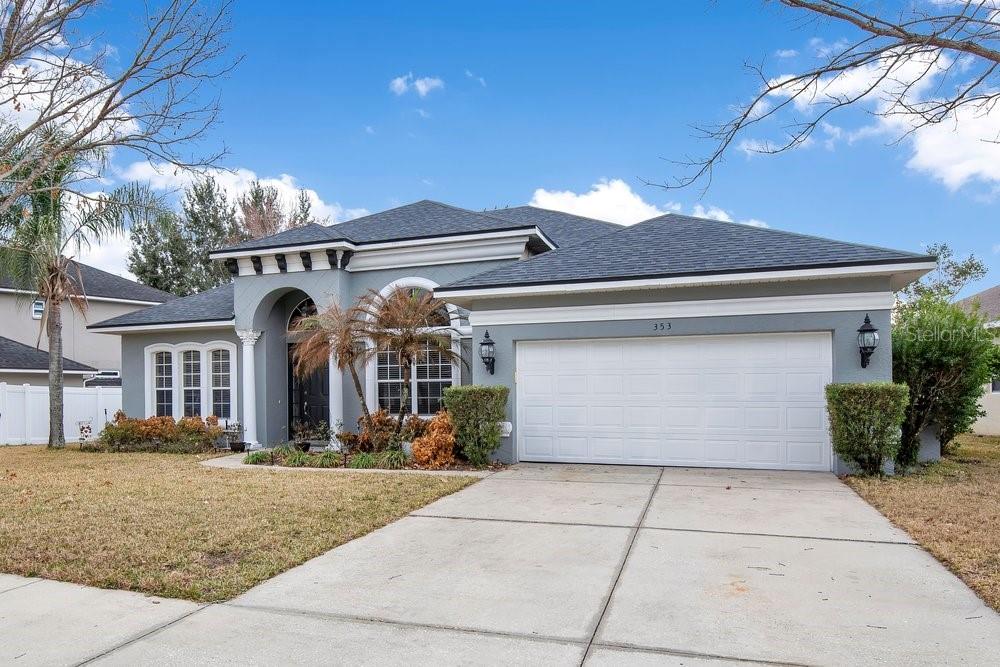 Image 3 of 40 For 353 Hammock Oak Circle