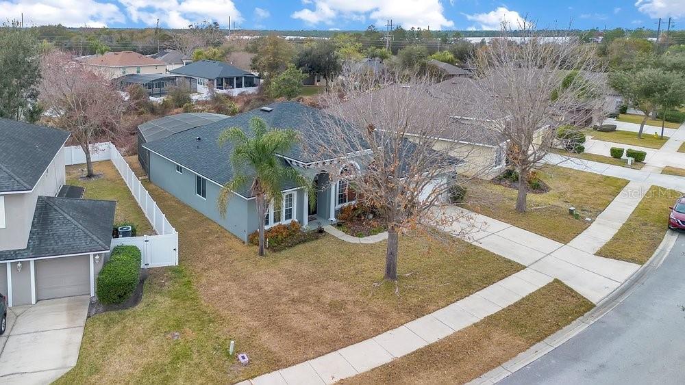 Image 33 of 40 For 353 Hammock Oak Circle
