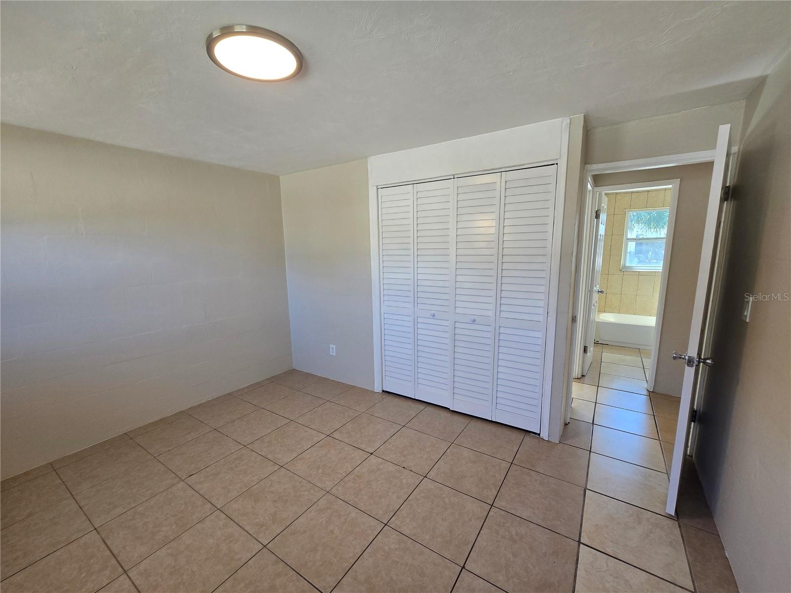 Image 11 of 25 For 554 Spruce Street