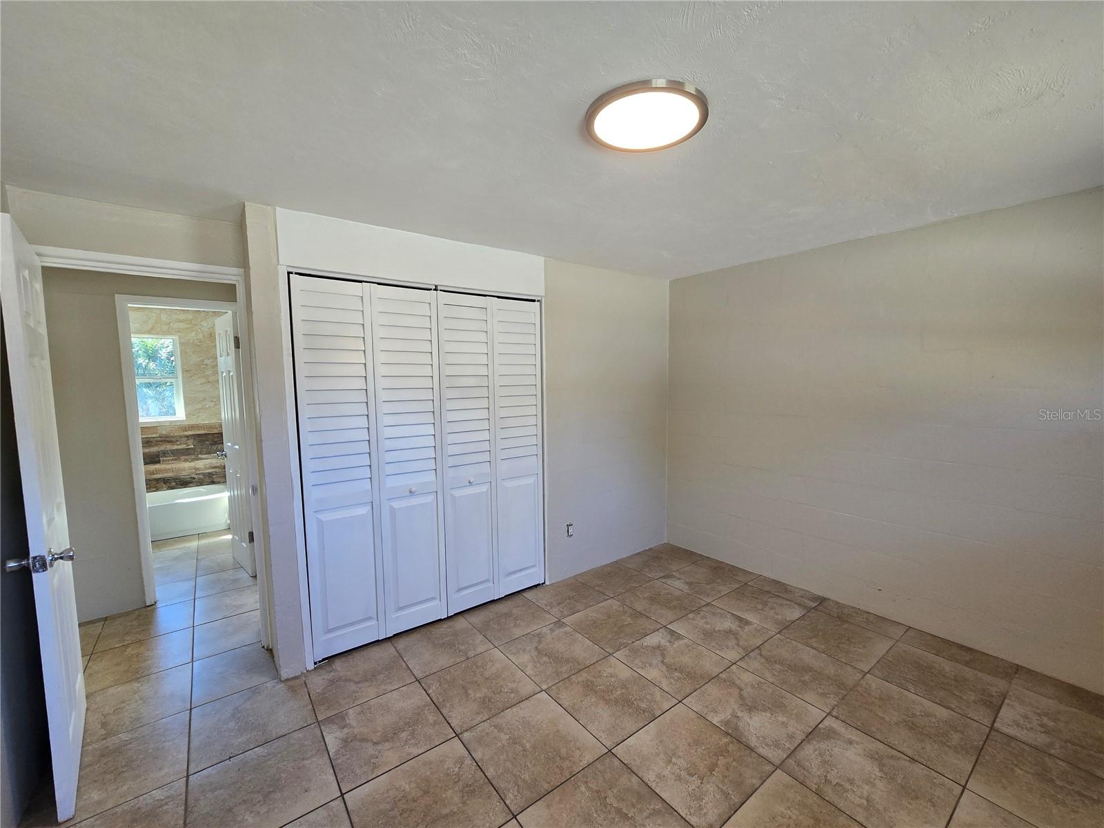 Image 20 of 25 For 554 Spruce Street