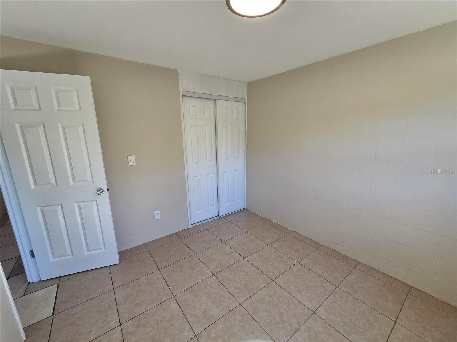 Image 8 of 25 For 554 Spruce Street