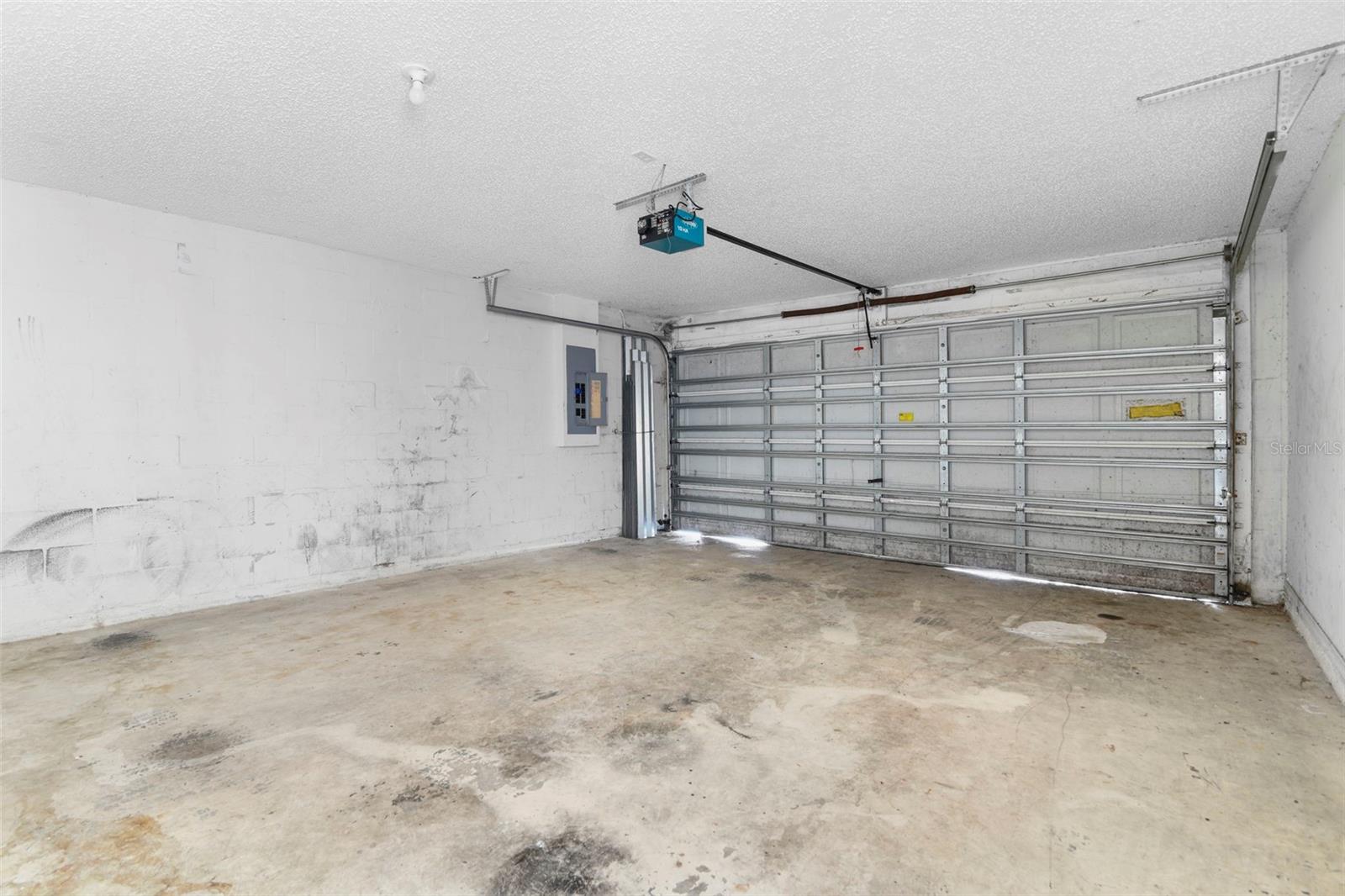 Image 36 of 37 For 22 Longfellow Drive