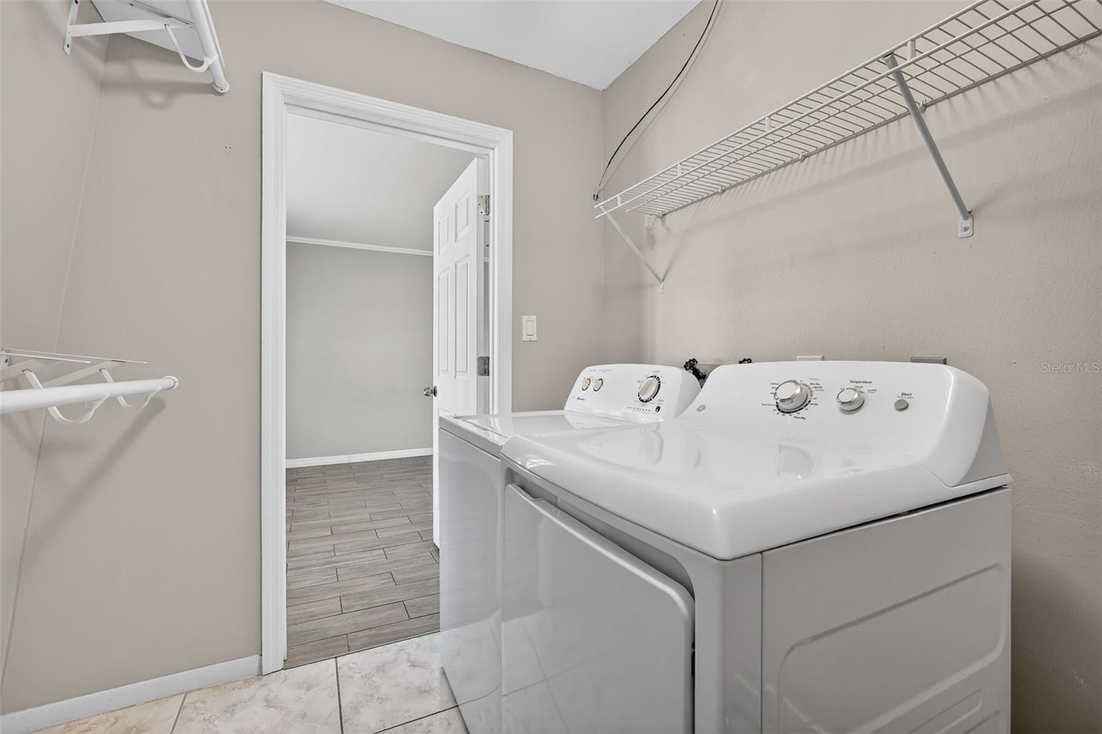 Image 14 of 45 For 200 Saint Andrews Boulevard 315