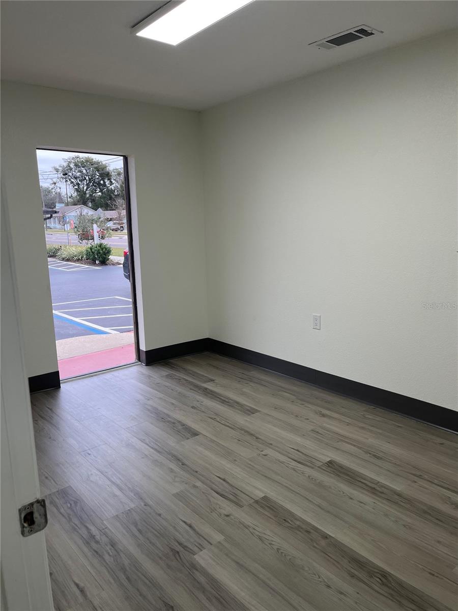 Image 15 of 26 For 125 W Plymouth Ave, Suite 125c