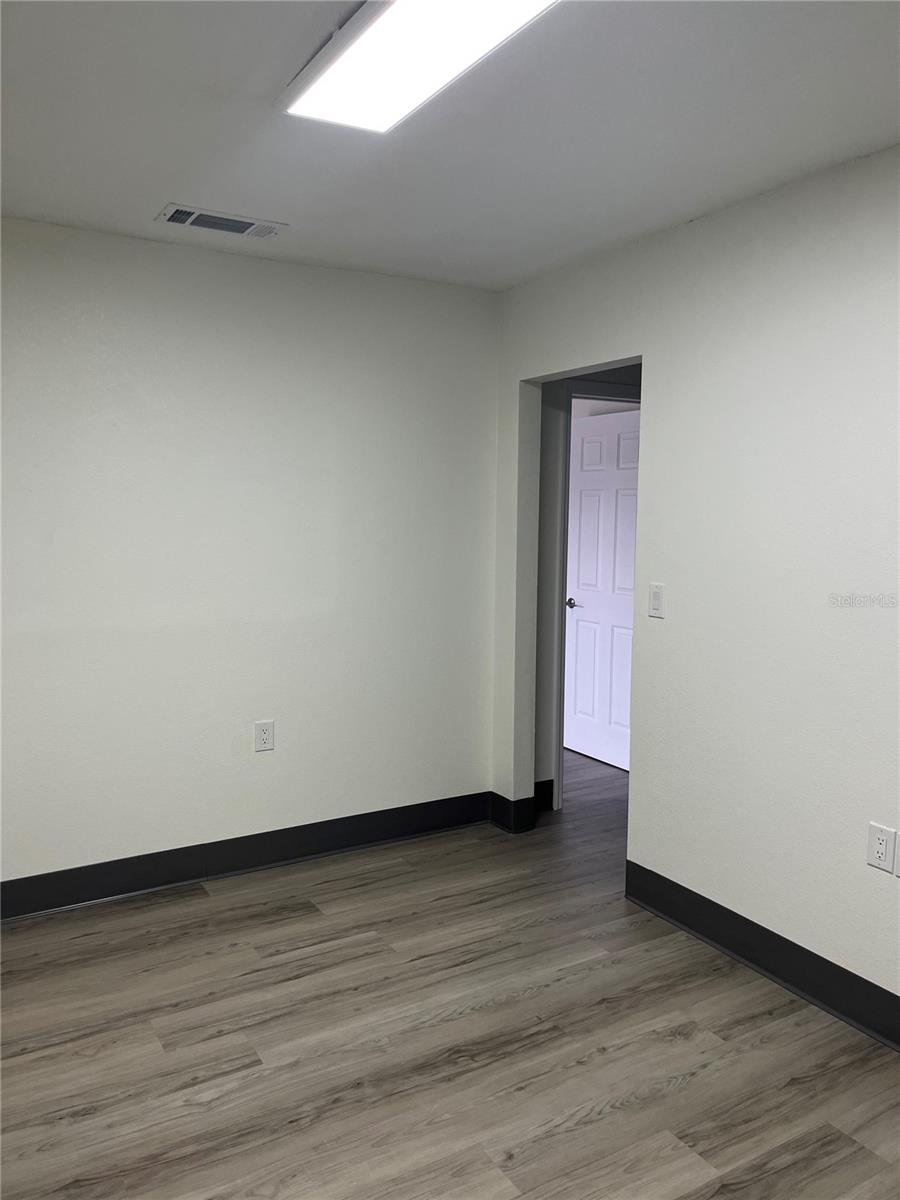 Image 26 of 26 For 125 W Plymouth Ave, Suite 125c