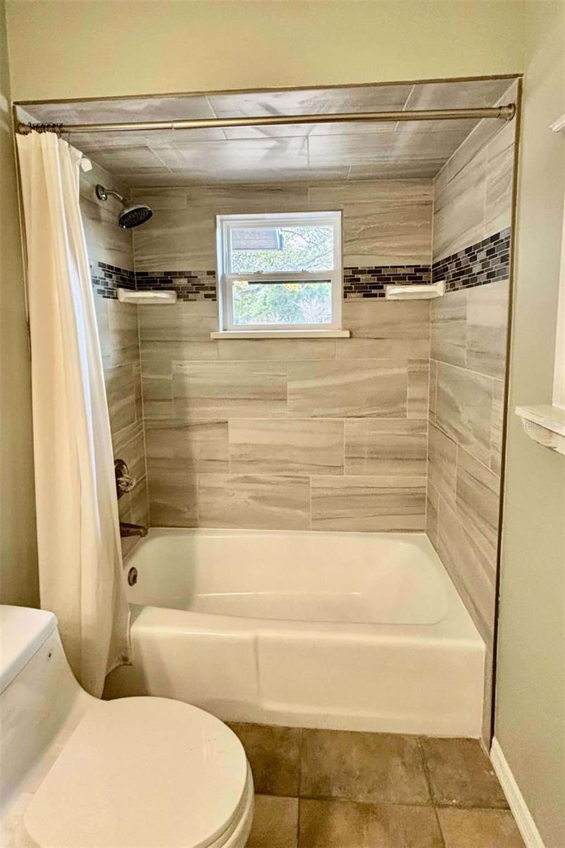 Image 23 of 29 For 785 Briarcliff Drive