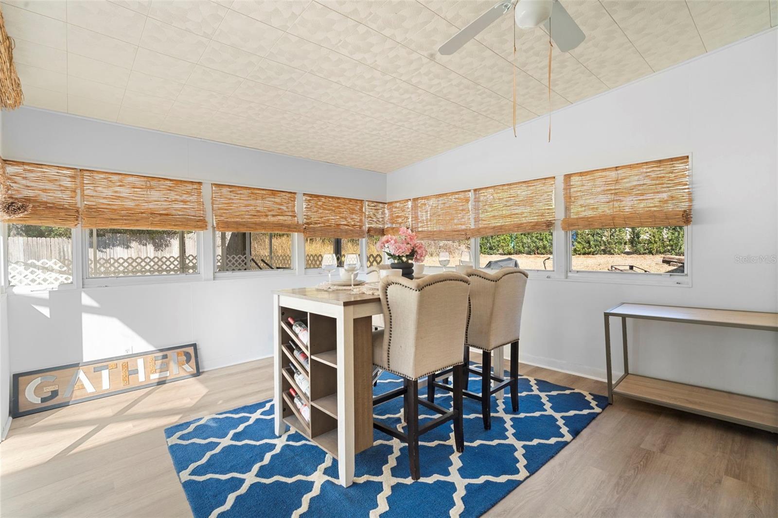 Image 13 of 49 For 1049 New York Avenue