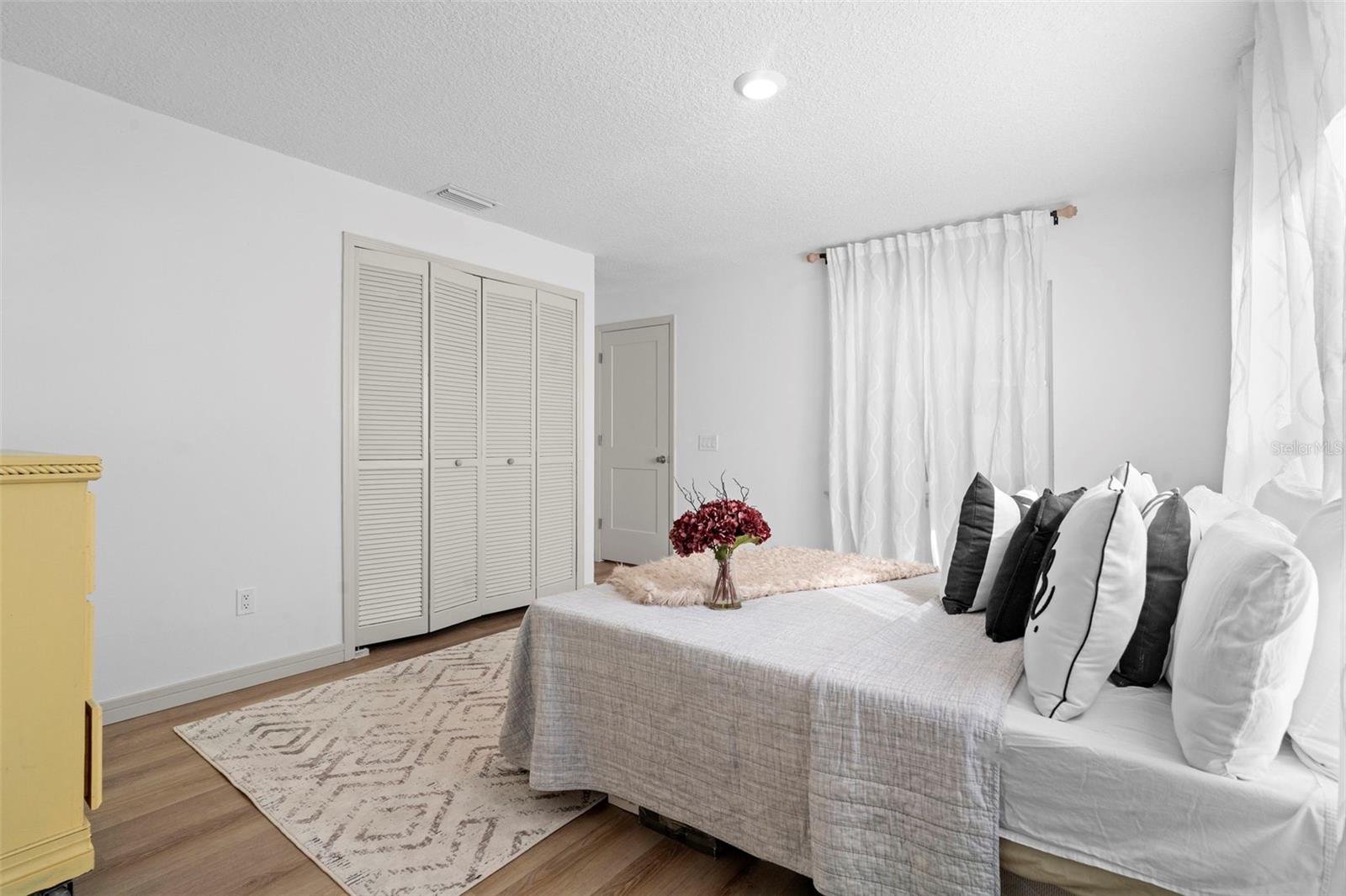 Image 19 of 49 For 1049 New York Avenue