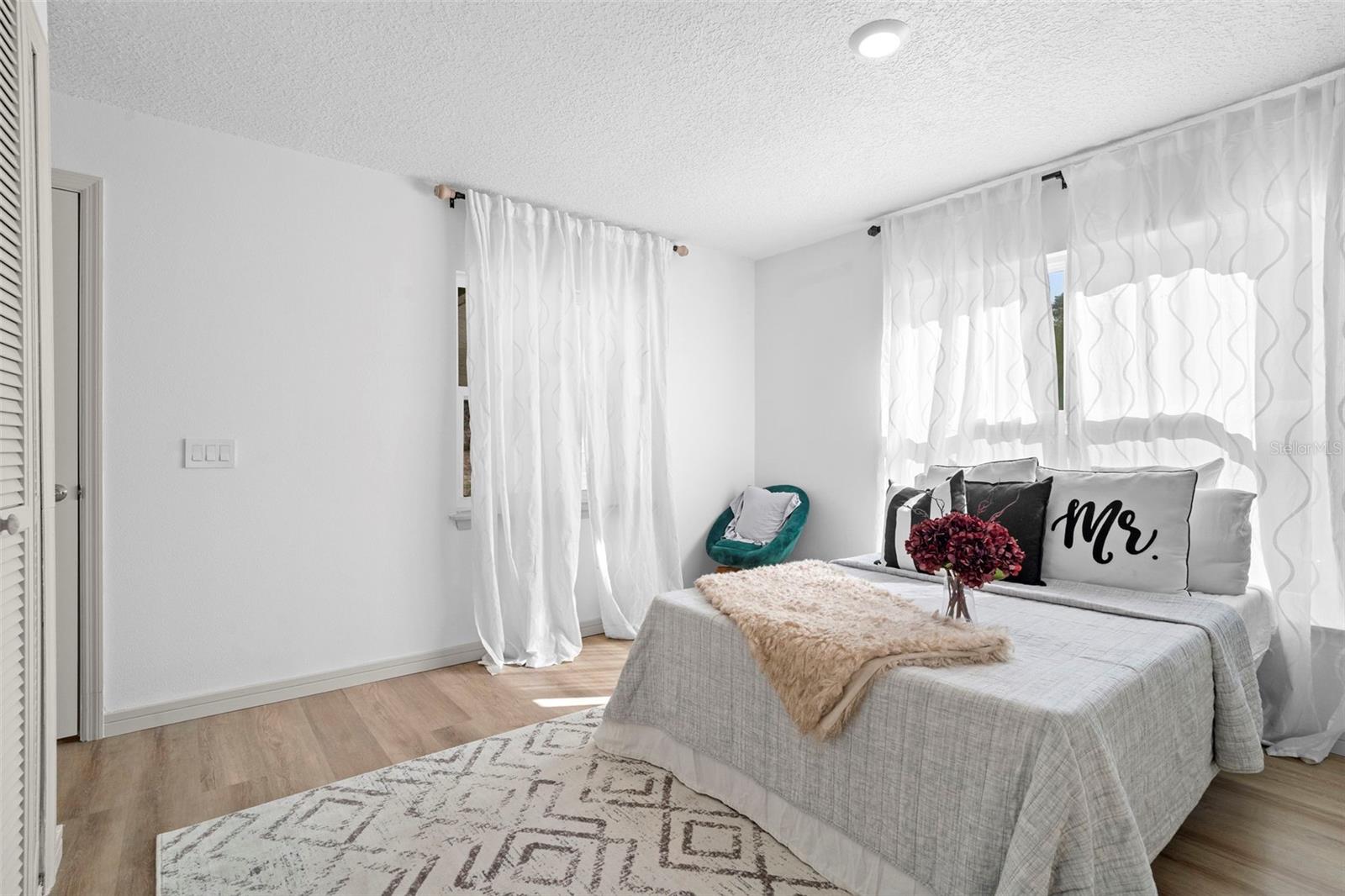 Image 20 of 49 For 1049 New York Avenue