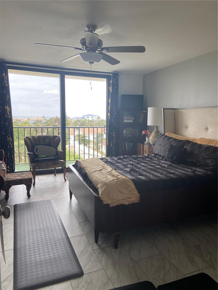 Image 4 of 16 For 1437 Atlantic Avenue 410