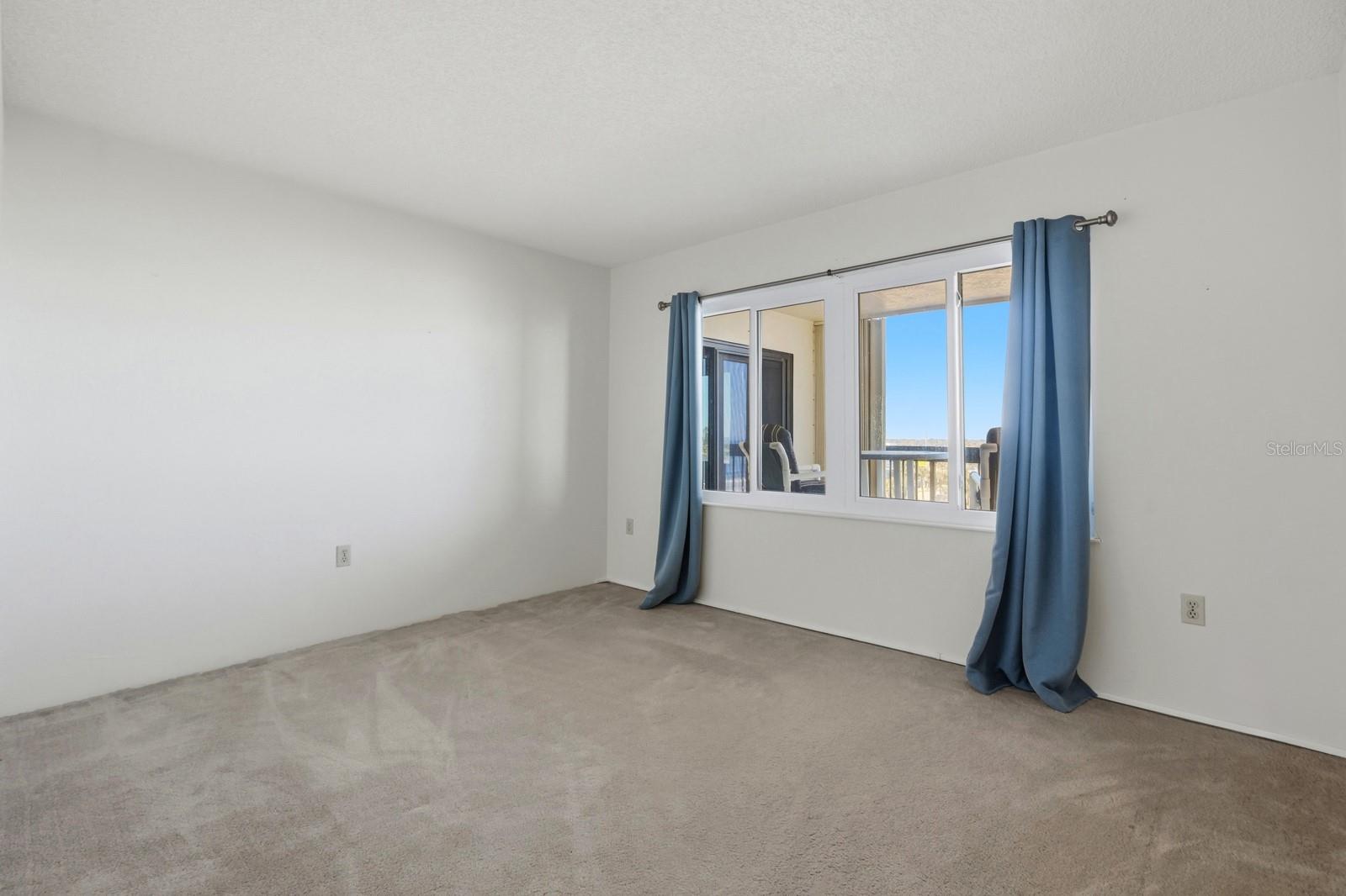 Image 12 of 40 For 1513 Ocean Shore Boulevard 4e