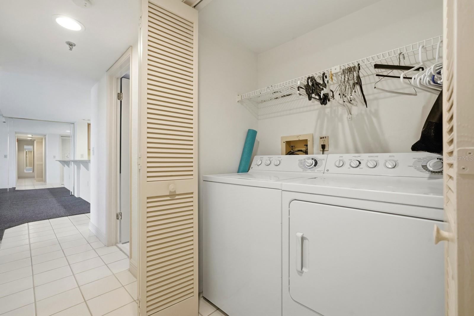 Image 13 of 40 For 1513 Ocean Shore Boulevard 4e